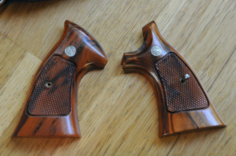 Vendo Revólver por dejar el Tiro Olímpico.

- Marca: Smith & Wesson
- Modelo: 686  - 4”  Inoxidable 41