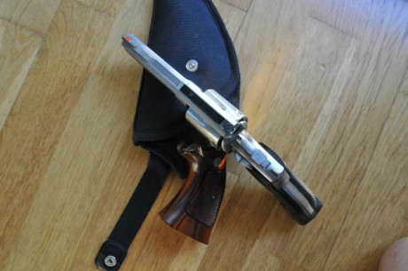 Vendo Revólver por dejar el Tiro Olímpico.

- Marca: Smith & Wesson
- Modelo: 686  - 4”  Inoxidable 40