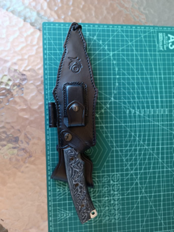 CUCHILLO ERROI J&V
rebajado a 110 € portes incluidos.
D E S C A T A L O G A D O
Longitud total: 33 10