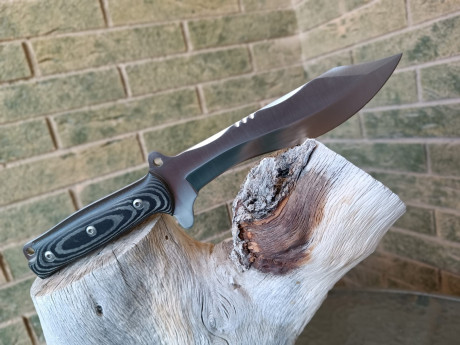 Cudeman VILLEGAS 127n  Micarta negra
Nuevo sin utilizar y sin portar.
Cuchillo español Cudeman con hoja 02