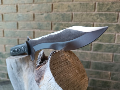 Cudeman VILLEGAS 127n  Micarta negra
Nuevo sin utilizar y sin portar.
Cuchillo español Cudeman con hoja 01