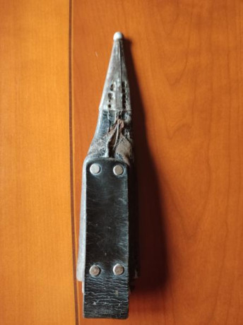 Buenas compañeros, a llegado a mis manos un cuchillo plegable y tengo muchas dudas sobre el . Me he informado 10