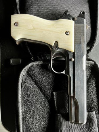 Buenos días,

Busco una pistola LLAMA M-82 9 mm pb en buen estado

También busco :

- Llama tipo 1911 31