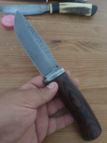 Buenas aquí os dejo otra pieza hecha artesanalmente cuchillo de espiga casi oculta debido a que tiene 02