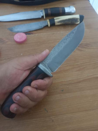 Buenas aquí os dejo otra pieza hecha artesanalmente cuchillo de espiga casi oculta debido a que tiene 00