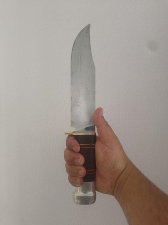 Pues aquí pongo está bestia parda que no tiene otro nombre un cuchillo realizado  en 80crv2 con 22 cm 00