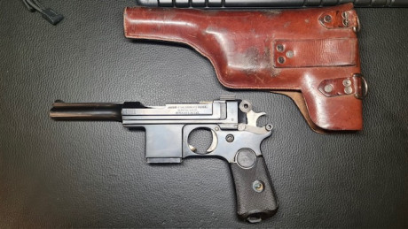 Buenas tardes pongo a le venta pistola Bergmann-Bayard 1908 del cal 9 largo guiada en F, la cual se encuentra 11