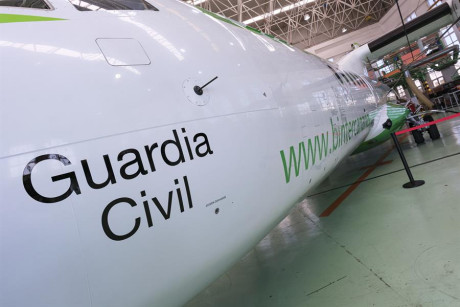 ¡Buenas!

Aquí un guardia civil, buscando aprender más: mi única experiencia con el tiro y las armas ha 50