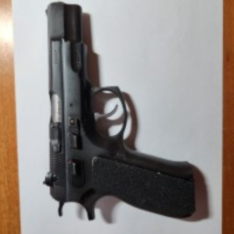 Vendo CZ Model 85 Combat
No Disponible 01