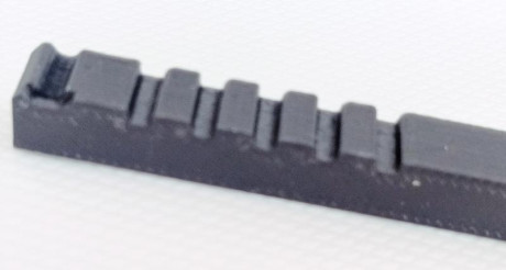 Hola,

Los que tenéis o habéis tenido una la Steyr LP50 ya sabréis lo que vale un cargador de aluminio 60