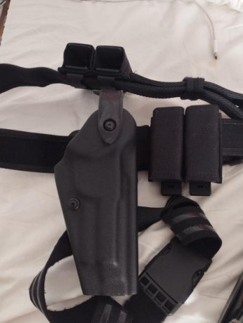Hola,vendo pistola star 30 m casi nueva   la compré a uno de vigilancia aduanera y no la he usado nada 12