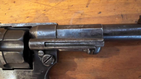 Se vende este magnífico y raro revólver modelo Chamelot Delvigne modelo 1874 para oficiales, fabricado 01