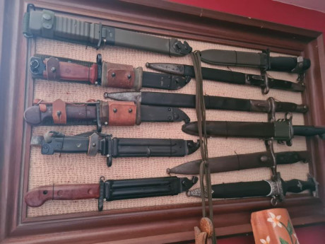 Buenas chavales, se vende colección completa, NO piezas sueltas, 20 bayoneta originales y una reproducción 00
