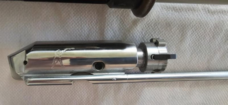 Se vende escopeta semiautomática Franchi Asso en perfecto estado y funcionamiento.
Sistema inercial benelli.
Cañon 11