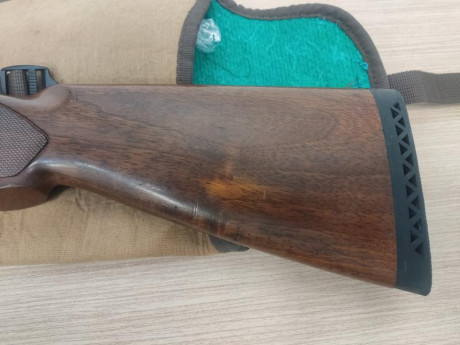 Vendo Escopeta Marca Franchi Modelo Prestige calibre 12 con 4 choques externos. Precio 300€ gastos de 02