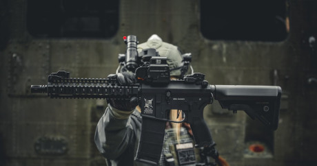 Hola a todos compañeros.

Parece que algunos de vosotros tenéis un AR-15. ¿Qué licencia habéis usado para 170
