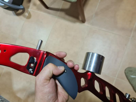Cuerpo de arco olímpico zurdo marca WNS modelo Forged, de 25 pulgadas, rojo anonizado, peso de barebow, 00