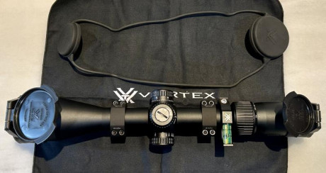 Hola vendo visor Vortex diamondback  6-24x50 nuevo (no lo he estrenado)
Incluye nivel anillas tapas también 02