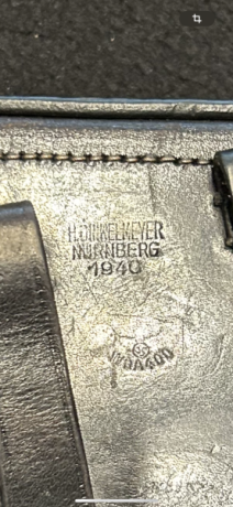 Se vende una muy rara funda alemana para la pistola checa CZ vz.38 (en denominación del III Reich P39t).
Su 10