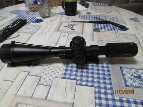 Hola buenas vendo el visor VIPER de Vortex, garantia de por vida.
también vendo Bipode de 1 marca

El 02
