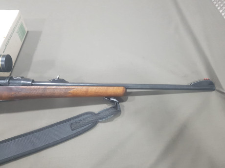 Vendo rifle HK 940 cañon largo en calibre 7x64 con montura original de 25 por 550€.
Saludos. 21