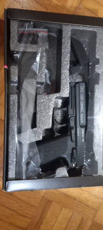 Vendo 2 UMAREX HK USP COMPAT (nueva sin uso), green gas con 1 cargador. 01