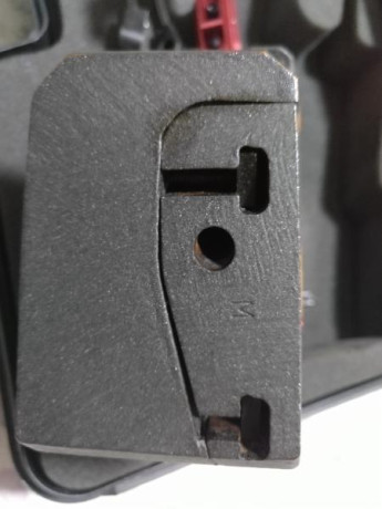 Hola. Vendo pistola libre hammerli fp 10 para competición a 50 metros. Tiene su maletín original al igual 00