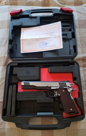 Un saludo 
Vendo mi pistola SPS FALCON MASTER duotone del 
9mm y cañón de 6 pulgadas. El arma está completamente 00