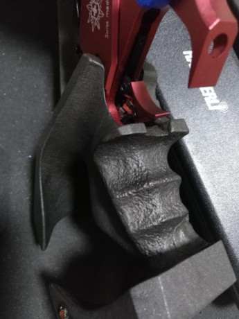 Hola. Vendo pistola libre hammerli fp 10 para competición a 50 metros. Tiene su maletín original al igual 22