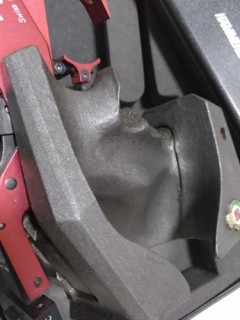 Hola. Vendo pistola libre hammerli fp 10 para competición a 50 metros. Tiene su maletín original al igual 21