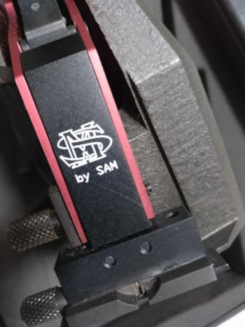 Hola. Vendo pistola libre hammerli fp 10 para competición a 50 metros. Tiene su maletín original al igual 20