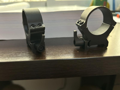 Me voy deshaciendo de material. Vendo anillas Leupold de 30mm altura media, desmontable para weaver o 01