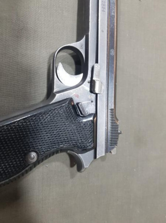 Hola, vendo estupenda Sig P210 en cal 9para de 5 pulgadas en perfecto estado por no darle uso por 1400€.
Guiada 22