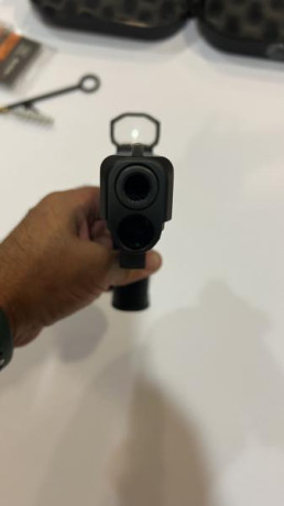 Vendo Glock 34 5ª Generación.  Comprada en Junio en Armería Álvarez de Madrid. Soy el segundo propietario. 11