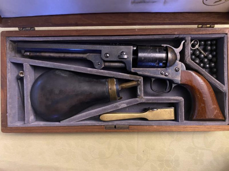 Hola   que me pueden contar de este juguete. a quien le puede interesar


 ROBERT E. LEE COMMEMORATIVE 00