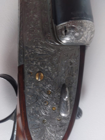 Vendo esta preciosa escopeta gama alta de Arrieta, finos grabados hechos a mano, expulsora, llaves Holland 72