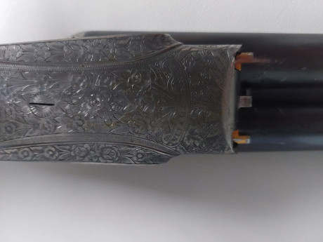 Vendo esta preciosa escopeta gama alta de Arrieta, finos grabados hechos a mano, expulsora, llaves Holland 81