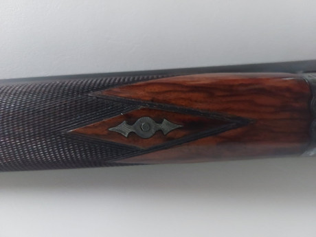 Vendo esta preciosa escopeta gama alta de Arrieta, finos grabados hechos a mano, expulsora, llaves Holland 80