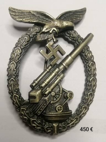Vendo la siguientes medallas e insignias alemanas segunda guerra mundial, preferiblemente entrega en mano 00