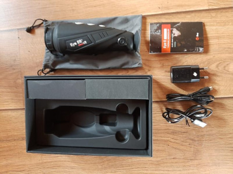 Hola,vendo este monocular termico, precio 2000 €, tambien cambiaria por prismsticos Leica Geovid 10x42 02