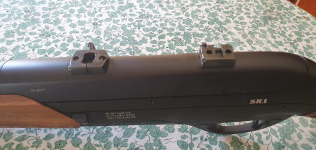 Vendo monturas o bases Apel para Merkel Sr1.
Se encuentran en Zaragoza.
Las anillas no las vendo.
125€ 02