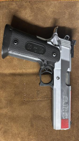 En venta SPS cal. 9mm se entrega con funda de transporte , 5 cargadores SPS, y funda de extraccion rapida 00