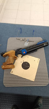 Bueno, para animar el foro un poco, propongo colgar fotos de dianas y arma usada para ello, pudiendo ser 110