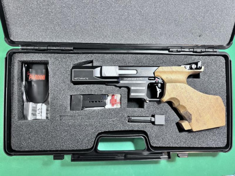 Hola, 
Vendo pistola Pardini para Fuego Central en calibre 32 WC con dos cachas, la "L" que 02