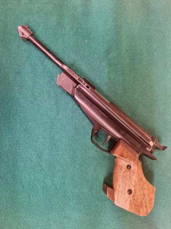 Pistola de precisión FEINWERKBAU 80

Pistola para tiro de precisión de la famosa marca alemana FEINWERKBAU. 01