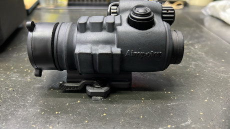 VENDO AIMPOINT COMPM3 CON MAGNIFICADOR 3X. INCLUYE FIJACIONES CARRIL PICATINNY, FUNDA PROTECTORA DE GOMA, 01