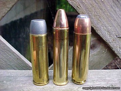 Pues al hilo de un compañero que pide que le ayuden a elegir un revolver y mi afición por ellos, se me 170