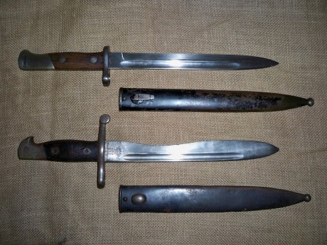 :shock: Acabo de ver en un foro especializado en cuchilleria, que la bayoneta con la que rajan a Rambo 152
