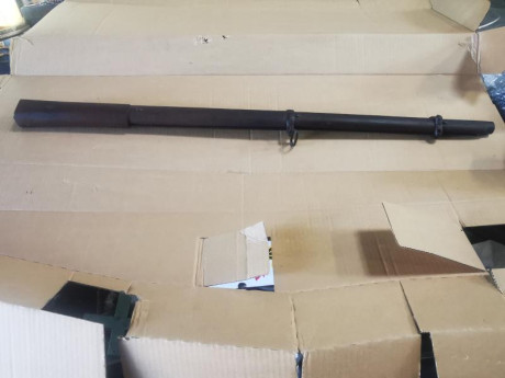 Caña de rifle Rolling Block en perfectas condiciones, con dos anillas
Precio 100€ 02