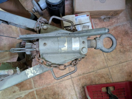 Vendo remolque militar español sin documentación, está en Murcia.

Precio 1200€.  1000€  00
